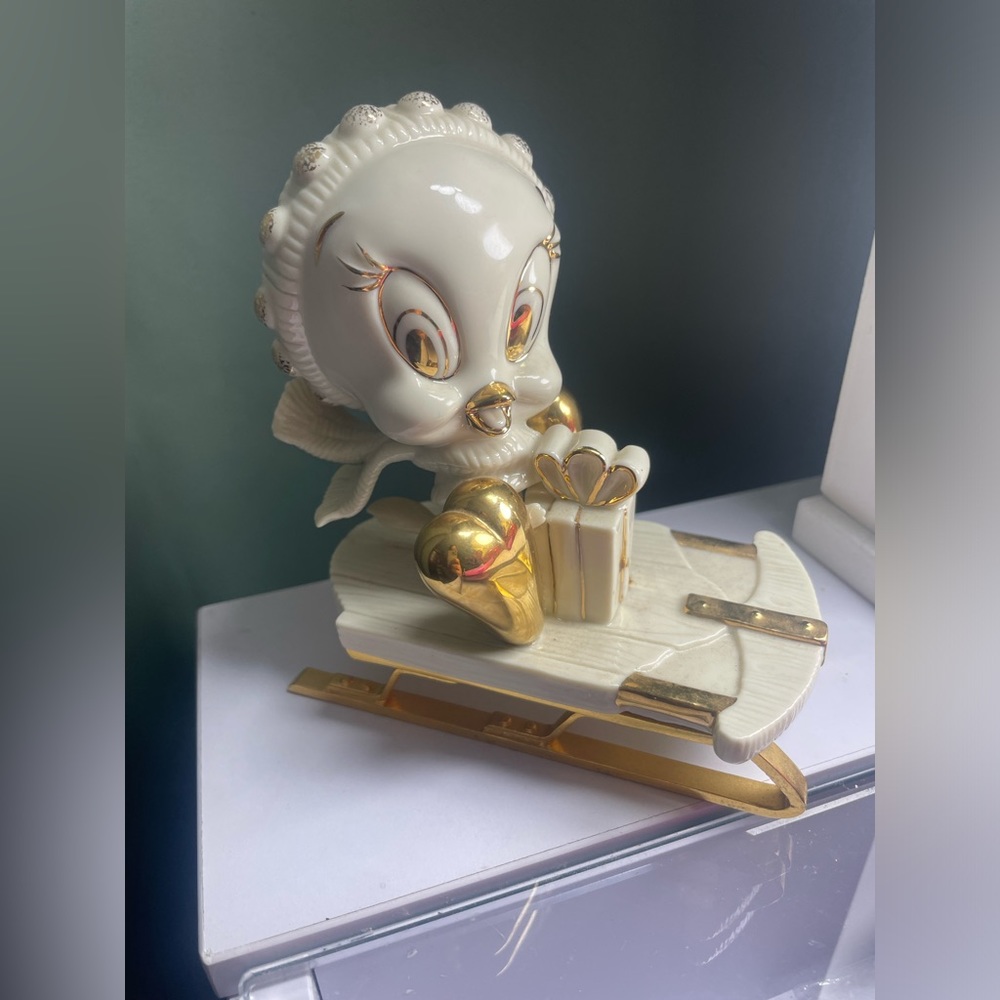 Lenox Looney Tunes TWEETY's EXPRESS DELIVERY Bird Warner Bros. Figurine